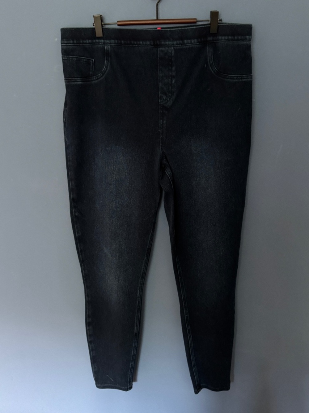 Spanx Pull-On Denim Skinny Jeans Size 2X in EUC